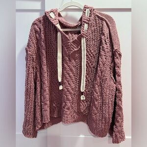 NWOT POL V-Neck Knit Sweater in Mauve